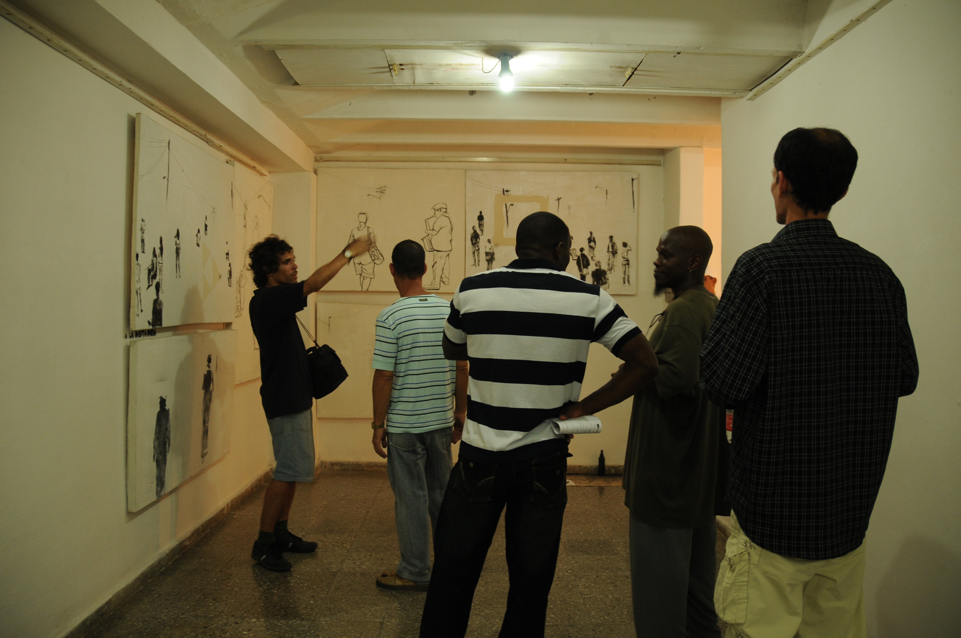 Exposición personal "A la distancia" 2011